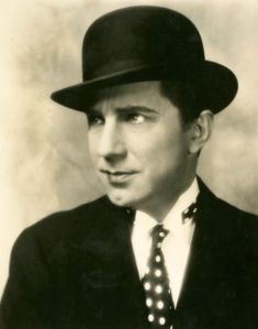 Vintage-photo-of-a-young-Bela-Lugosi